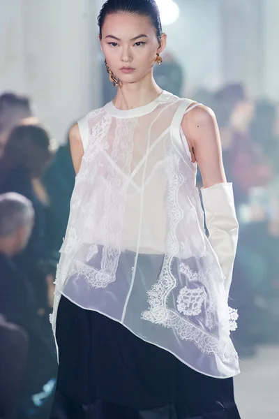 Look 92